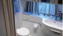 First Blue -  VIP bath